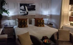 The Crown Inn - By Whitney Inns